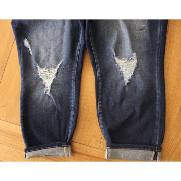 Plus Size KanCan High Rise Ripped Cropped Jeans 24 - Picture 6 of 10